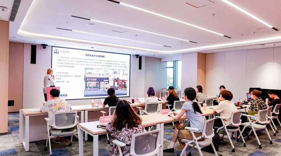 赛道从四变十,持续进阶的文创上海大赛正“破圈融合”
