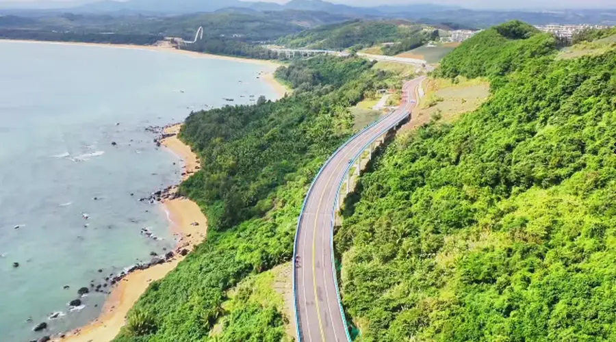 海南环热带雨林旅游公路推出清凉避暑线路 覆盖多市县可览雨林盛景