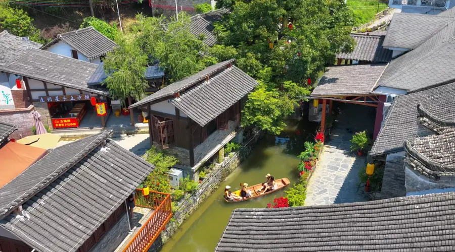 连州前江铺村古村“井水不犯河水” 600年历史古村推进乡村运营项目