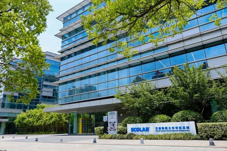 在算力时代重塑产业效率，他们探索绿色数智转型新路径
