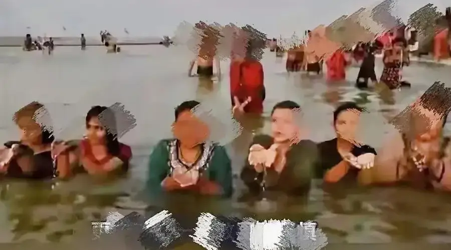 看完外籍人员闯入西藏玛旁雍措圣湖戏水的视频,浑身发冷!
