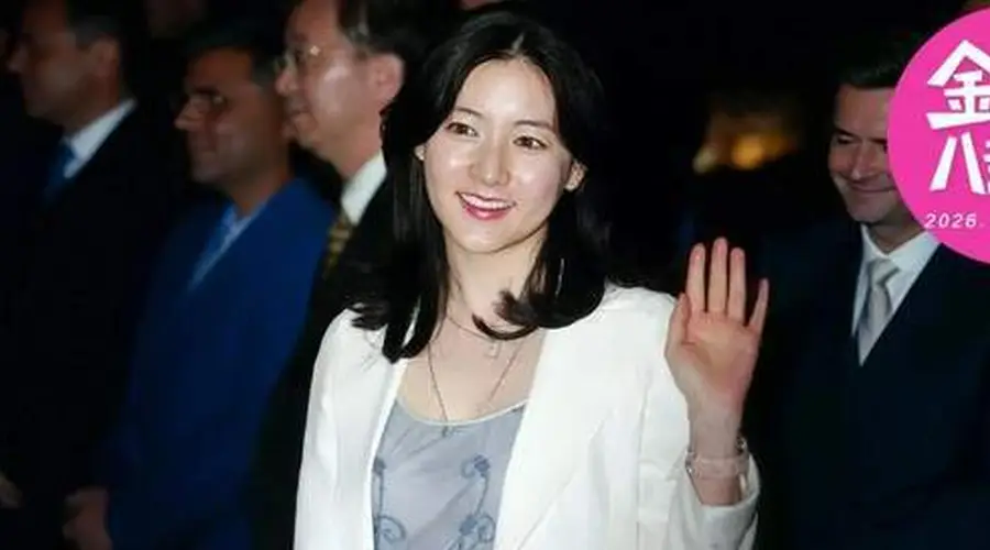 嫁2万亿豪门55岁还要复出,韩娱女星成豪门财务对冲工具?