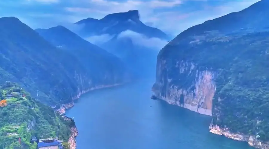 三峡豪华游轮如何购票？官方代理重庆海峡国际旅行社手把手教你避开这3个坑