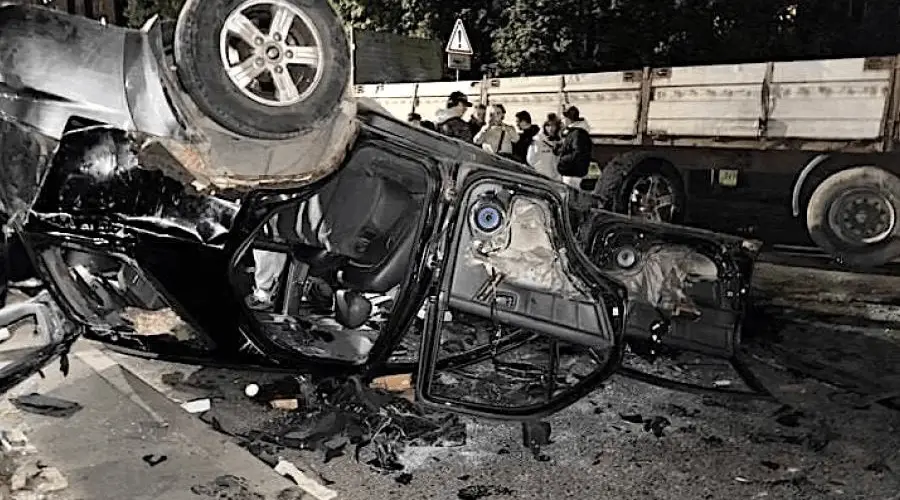 美媒报道:乌民众怒砸征兵车!最“反俄”的利沃夫,再不想填线当炮灰了