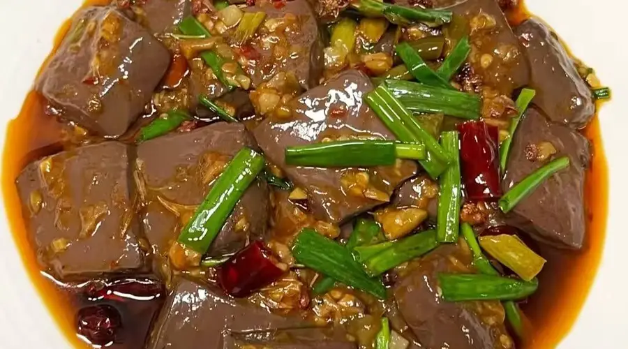 香辣嫩滑的火爆鸭血,一口入魂的下饭神器