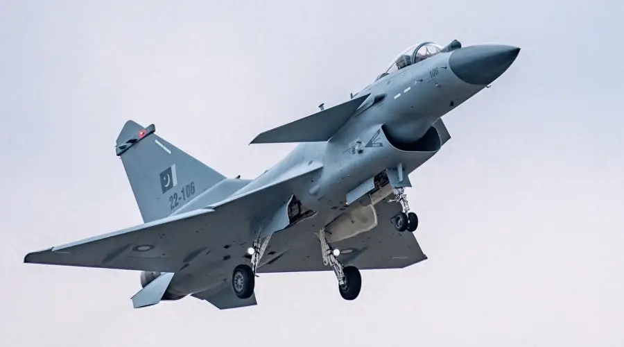歼-10CE打赢空战,却出口遇冷?外媒:法国阵风疯狂斩获出口订单