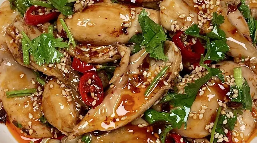 夏日凉拌手撕鸡腿做法出炉 酸辣爆汁超下饭