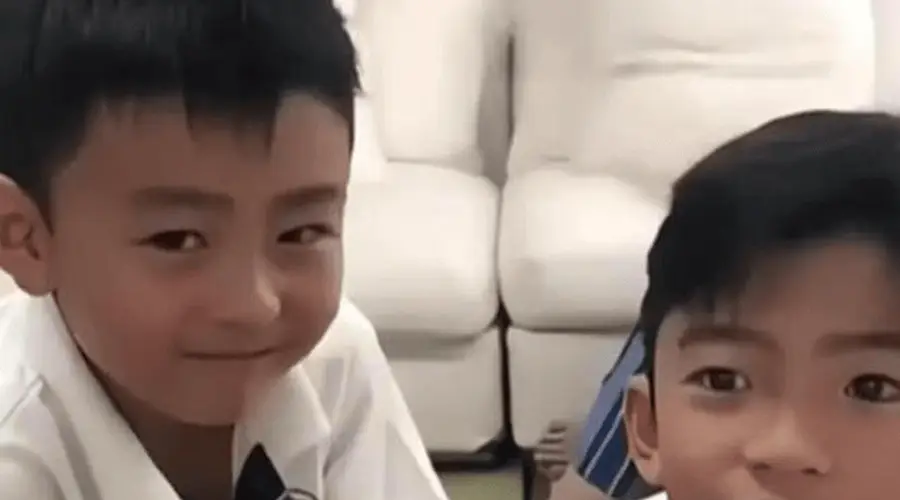 张柏芝送长子Lucas赴澳洲上学 临别拥抱尽显孝顺