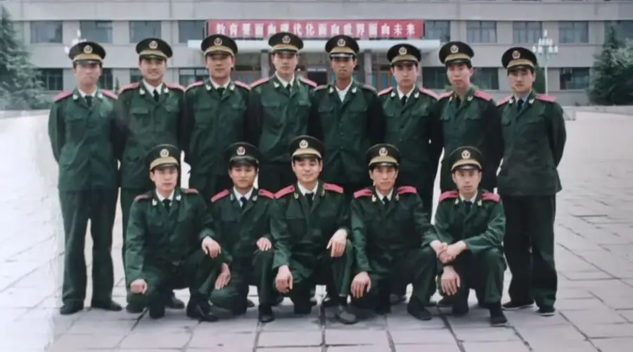 军旅文学之窗丨难忘军歌嘹亮