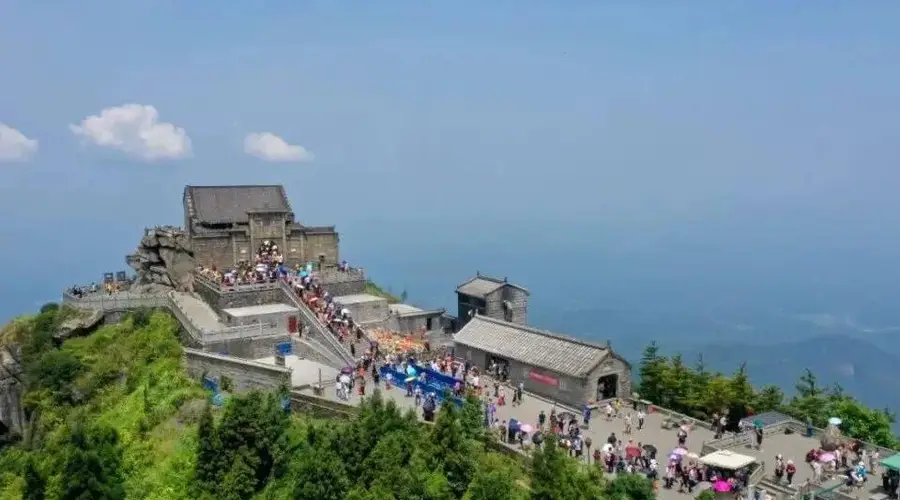南岳衡山祝融峰景点7月20日实施临时管制