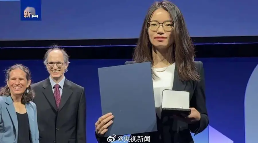这样的大好消息突降,中国人应该高兴还是着急?