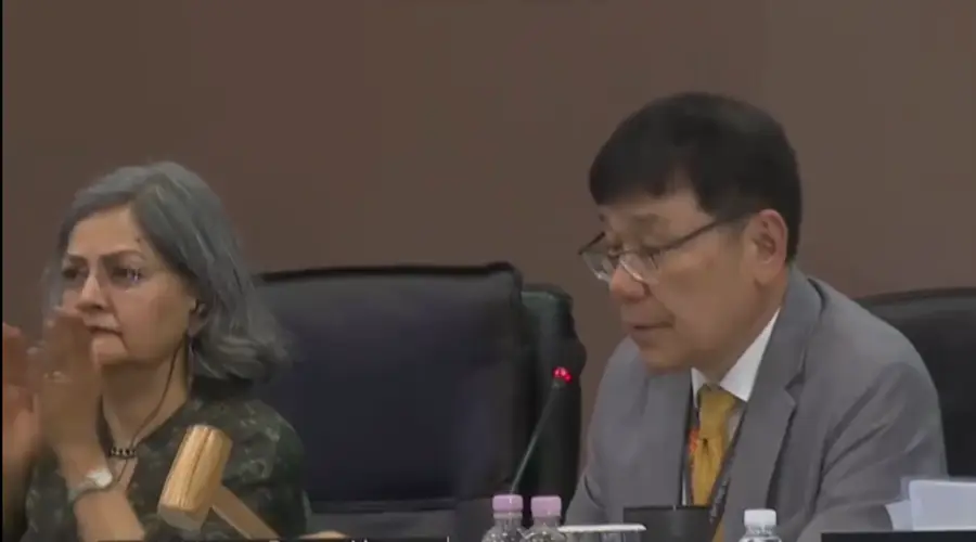 中国景德镇手工瓷业遗存列入世界遗产名录