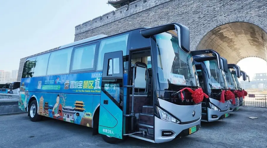 云冈石窟景区直通车新车首发 4辆新能源车同步投用