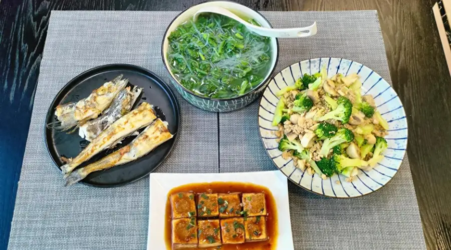 真香!晚餐简单4个菜,儿子大赞:好吃!