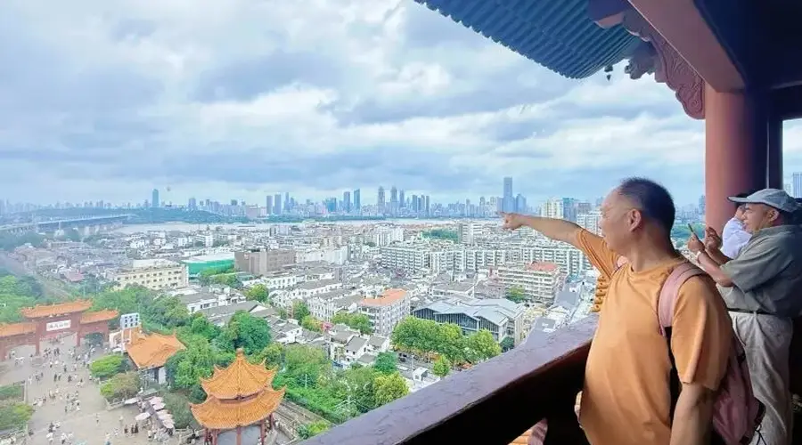 西安⇋武汉 去对方的生活里过个周末