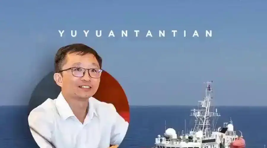 8月1日南部战区于黄岩岛周边海空域开展海空联合演训 专家解读行动深意
