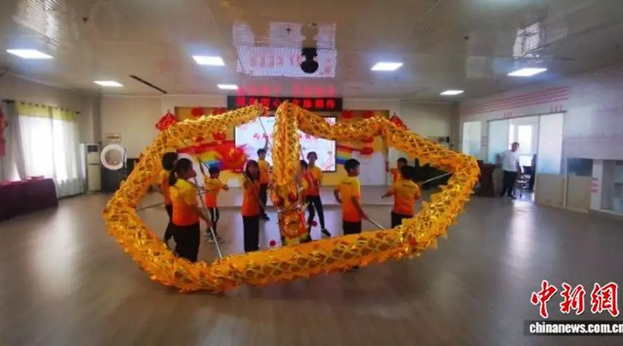第三届“龙游黄河口”两岸青少年舞龙技艺交流活动 在山东东营顺利举办
