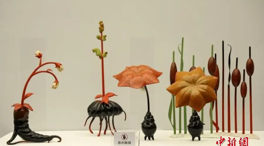 全国19所高校师生的百余件漆艺作品亮相中国当代漆艺术作品展