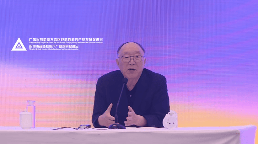 黄奇帆最新演讲：AI时代，最稀缺的5类人才