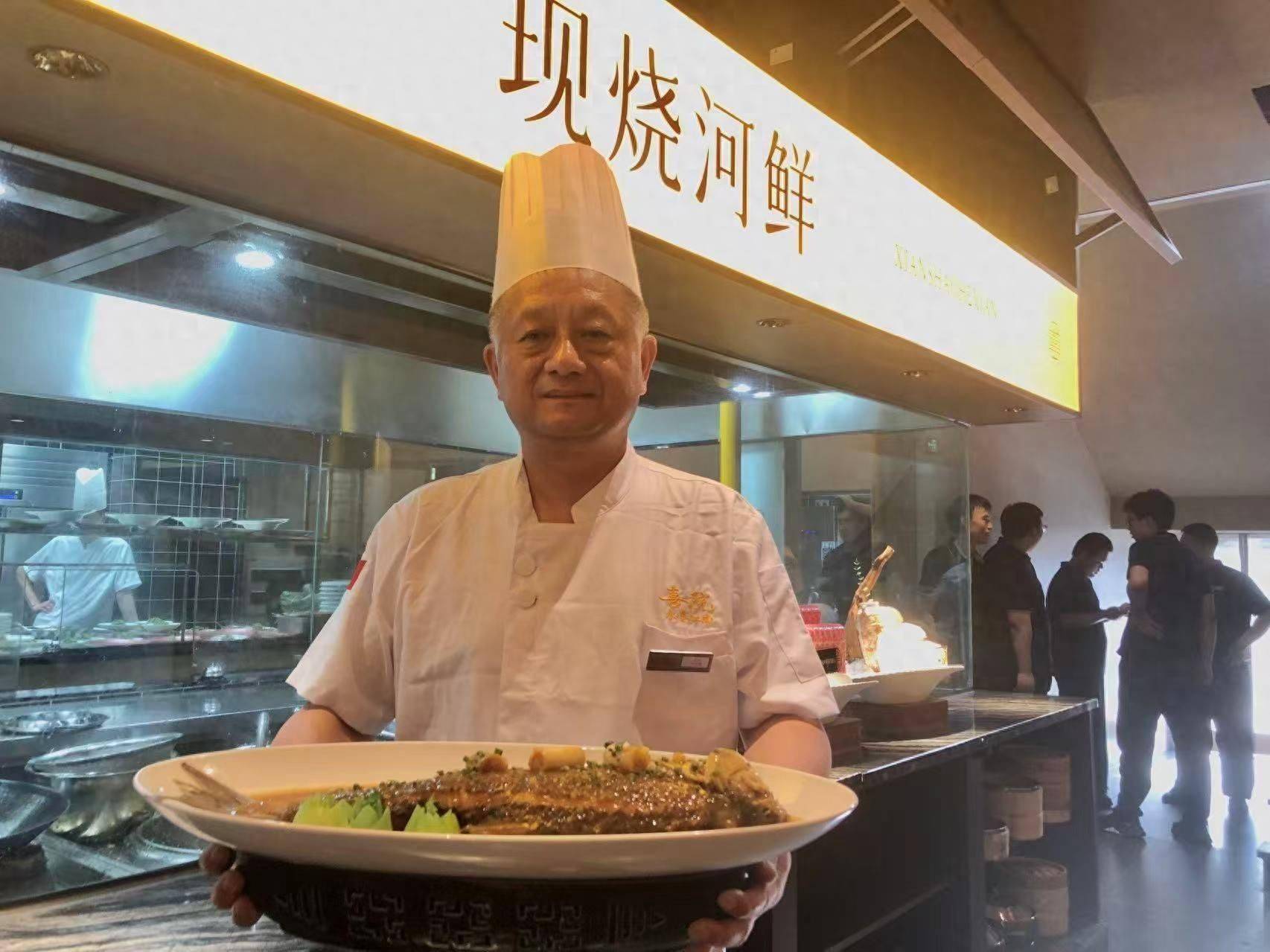 楚菜出圈正当时，全国餐饮人聚首江城共话“一城一味一IP”