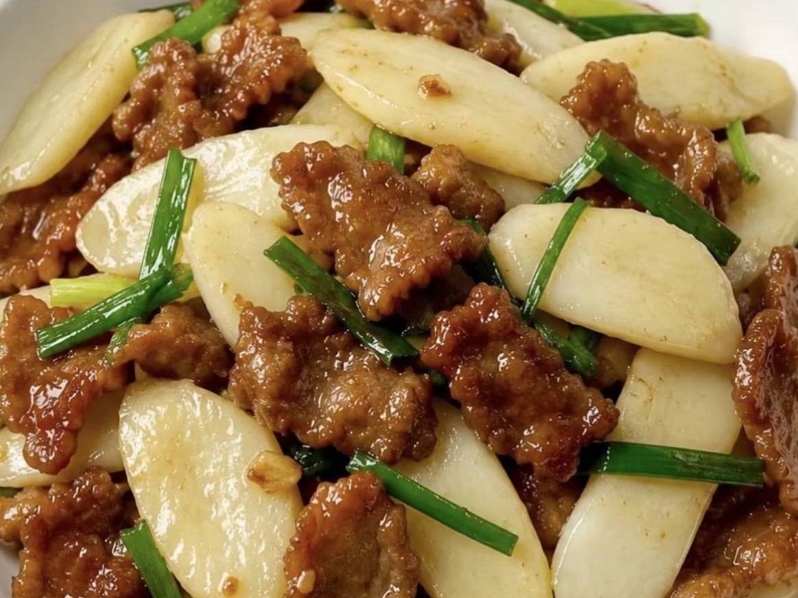 羊肉遇山药，一口吃出满满幸福感