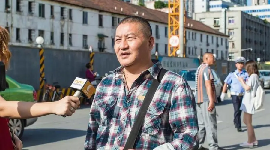 梁实高考分数出炉:妻子嫌丢人拒绝出镜,本人破防想躲家里喝闷酒