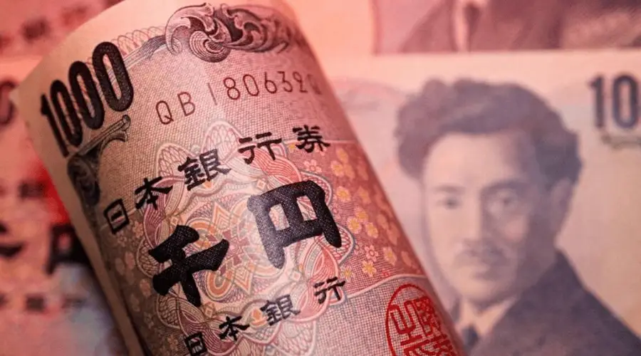 不玩了?特朗普潇洒离场,美国不救日元,日本开始意识到中国的好