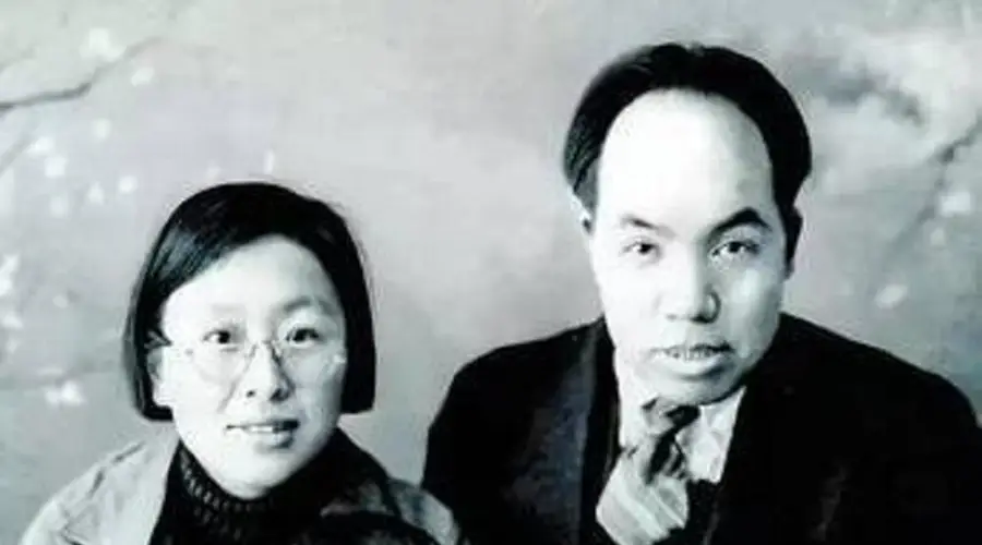 毛远新出狱后，2001年享受双重优待，但仍旧经常以泪洗面，为什么？