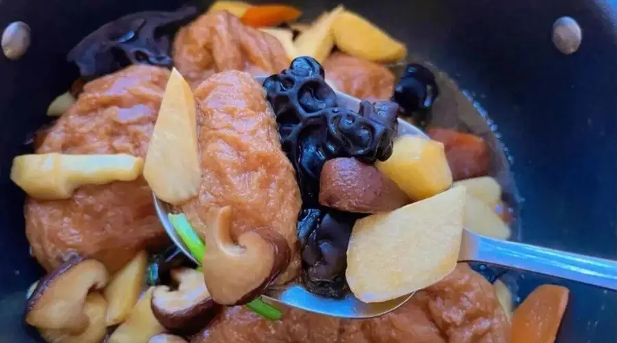 今日推荐油面筋什锦 吸汁入味鲜过荤菜