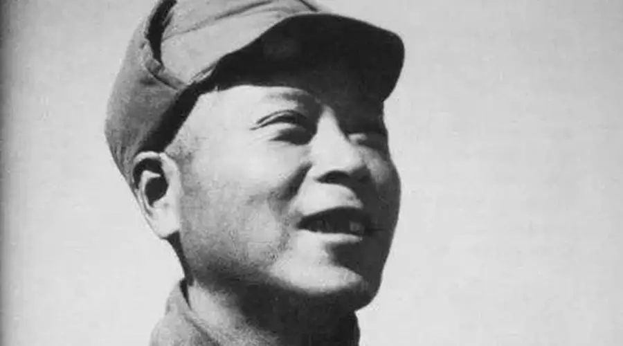 六位开国名将对毛主席忠心可鉴,革命路上铁心跟党显忠诚本色