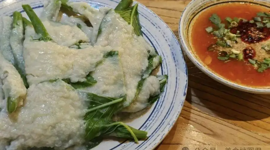 非遗美食山西蘸片子：四季蔬菜裹面糊 老陈醋蘸料增风味