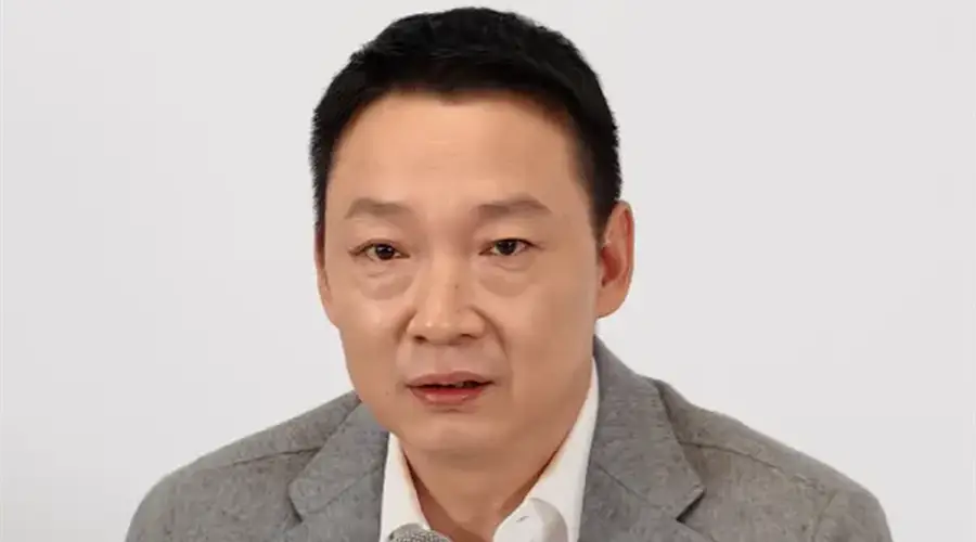 阿莱联手打造!荣耀CEO李健放话将超越苹果影像