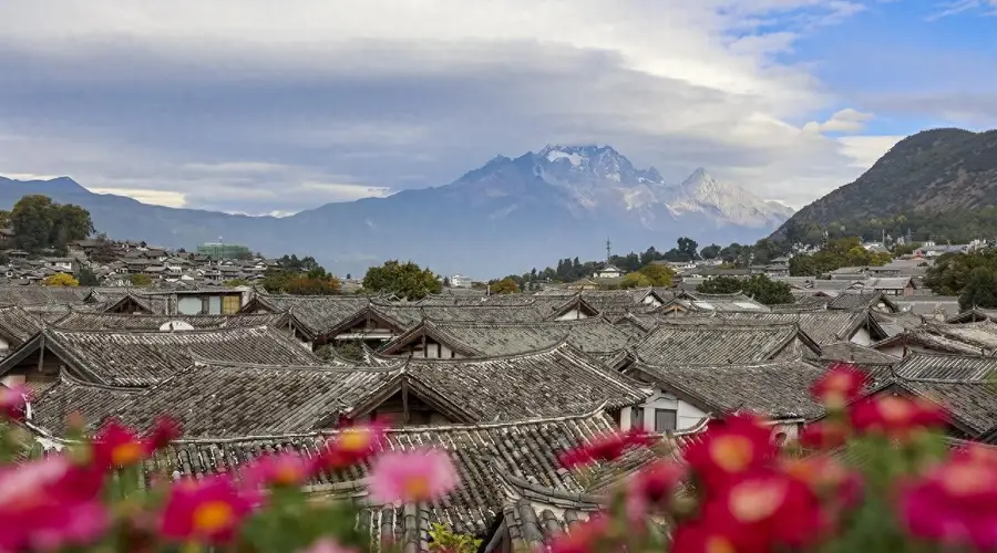 旅游攻略·丽江 - 古城纳西文化的迷人烟火与玉龙雪山的冰川盛宴