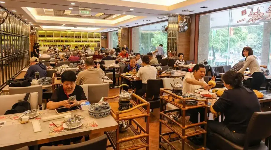 广州新规试行：早茶“预制”要明示