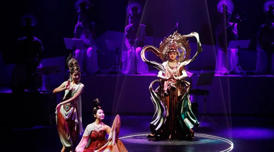 去剧场感受“敦煌乐舞”,《乐动敦煌》在沪开启全球巡演