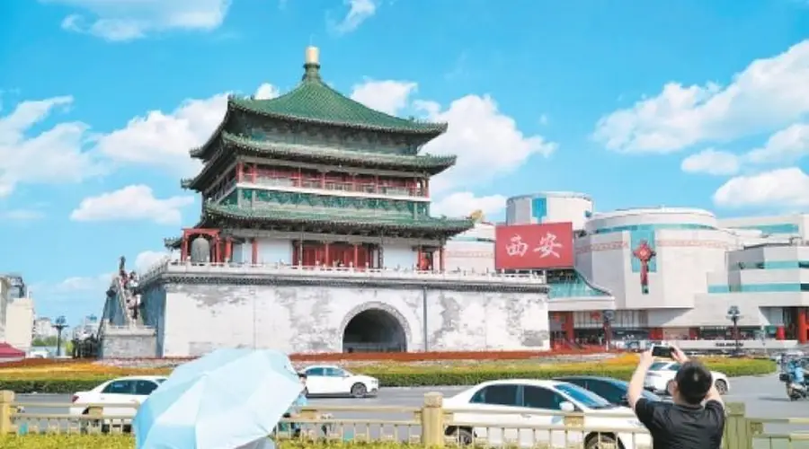 秦岭巍峨入画 古城古韵悠长