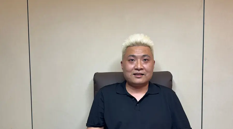 长沙“占车位”事件业主闵某另一面:广西支援灾区归来,想回归正常生活