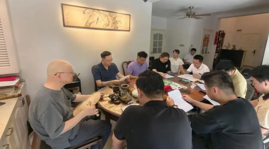 黔南州非遗旅居招商对接会在沪举行 深化长三角产业合作