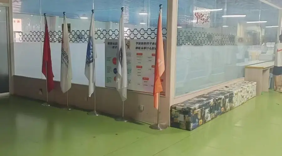 河北高碑店11岁男孩泳池排水口被吸溺亡 警方已立案侦查