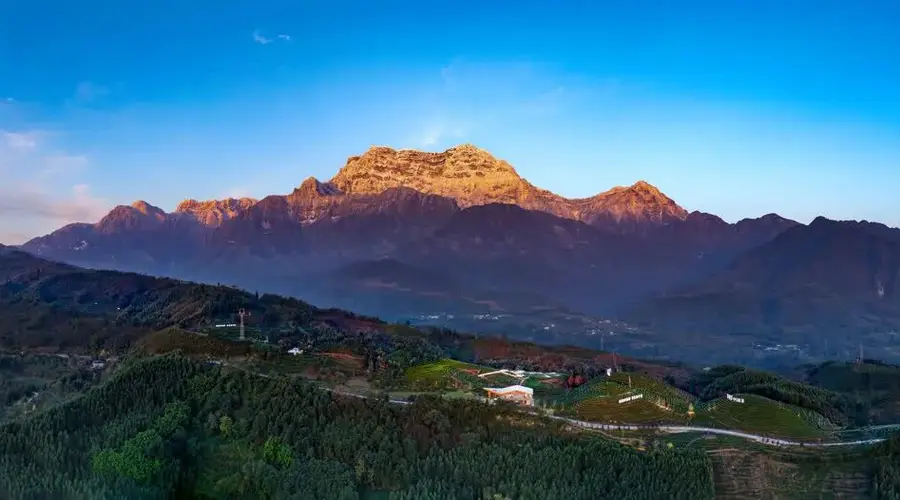 乐山2天1晚清凉治愈慢游上线 近郊捉鱼漂流逛茶山太舒服