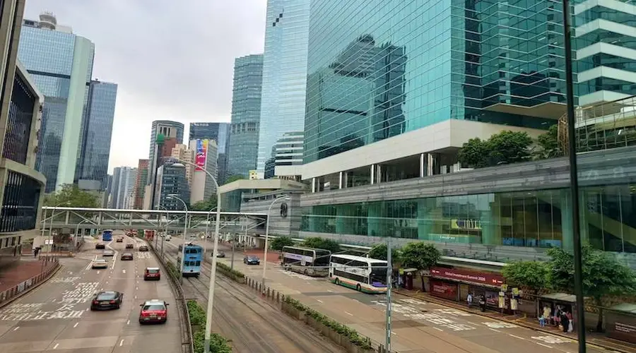 今年上半年内地买家扫货超千亿港元，香港楼市热度飙升