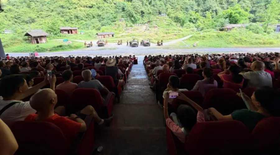 【板桥・旅居】千人共赏红色经典!实景演出专属惠民福利暖心上线