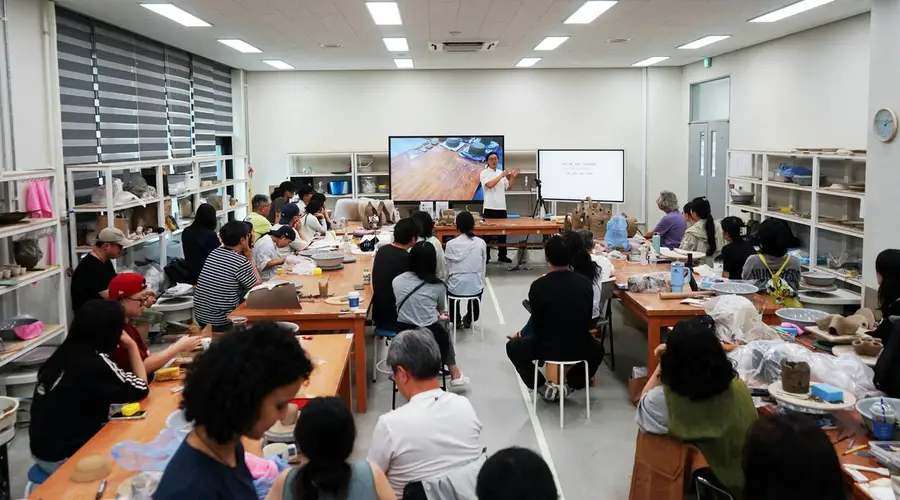 景德镇陶瓷申遗成功，韩国同行表达羡慕