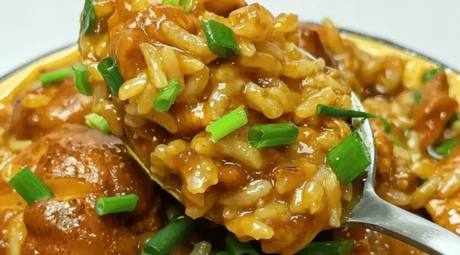 咖喱香菇鸡肉拌饭:一口浓香,治愈疲惫的家常美味
