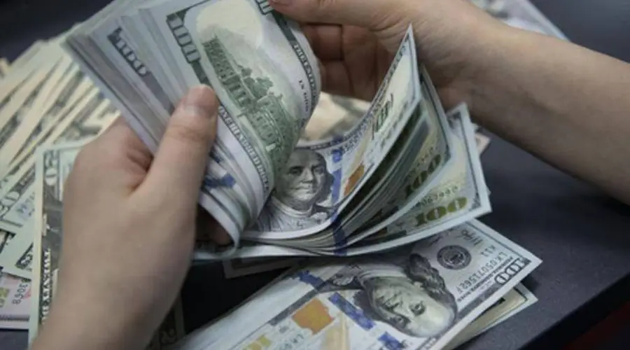 去美元化比想象中更快！除了黄金，这3类资产正在悄悄涨