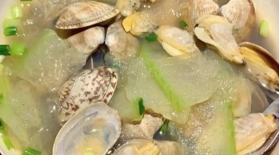 夏天防肌肉流失,8样食物每天吃一样,把蛋白质补足,秋冬少生病