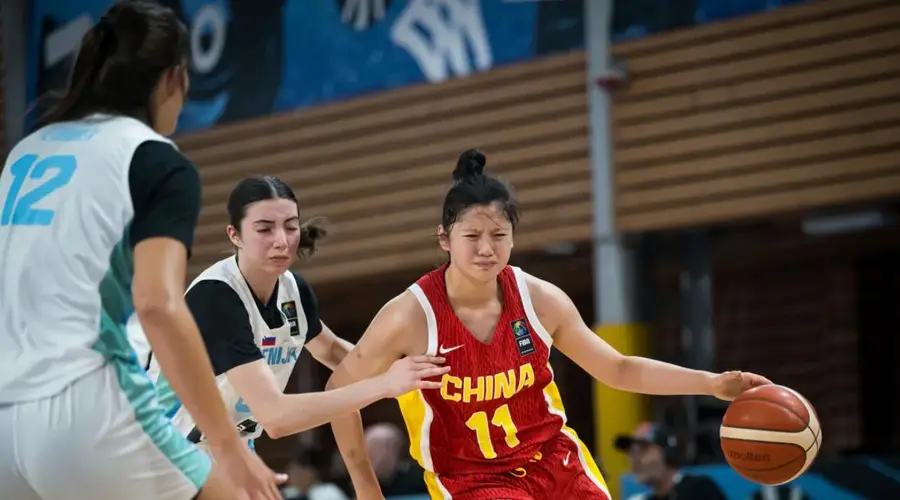 李沅珊30分罚球准绝杀 中国U17女篮险胜斯洛文尼亚