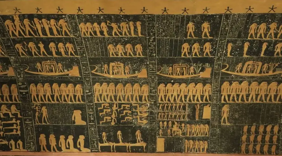 埃及帝王谷探秘：壁画与法老石棺的千年回响
