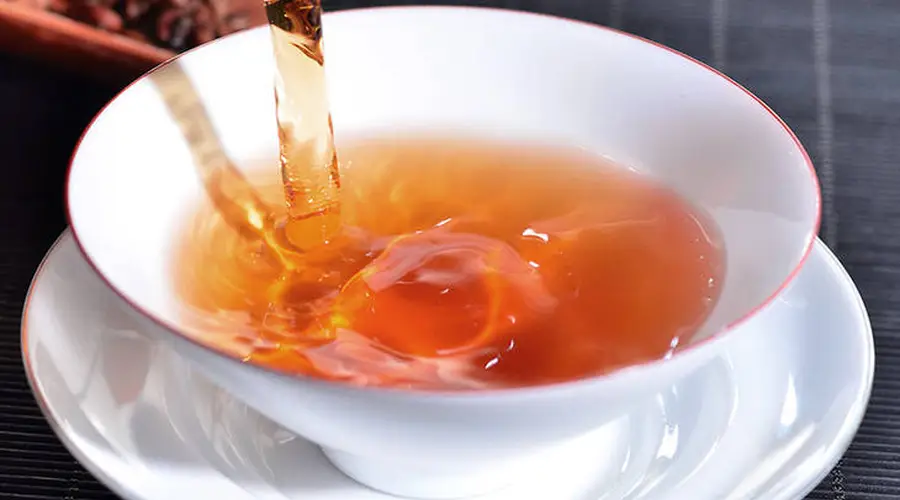 早白巅群体种凭基因差异成小众茶核心 非品牌营销主导价值