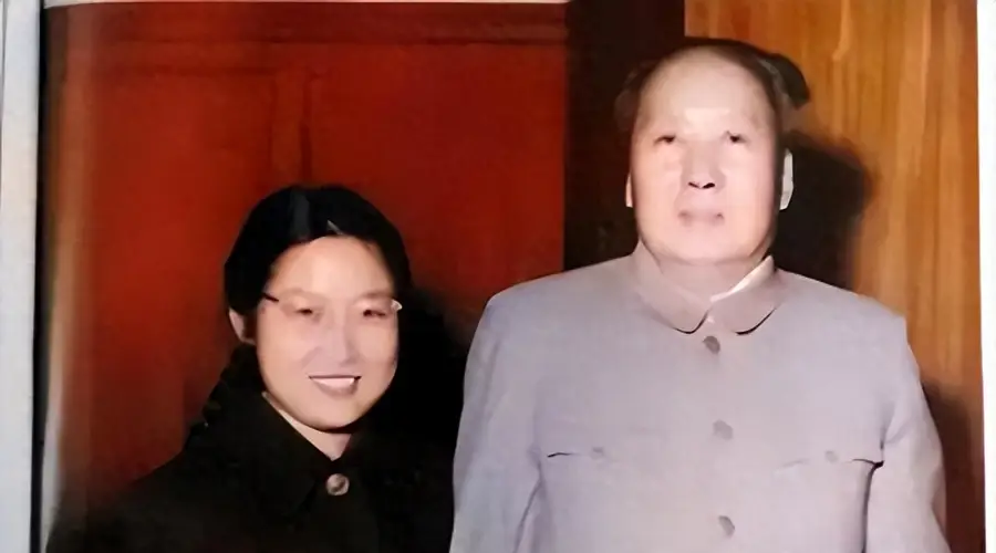 1996年,军委决定给李敏副军级待遇,她却说:父母是父母,我是我